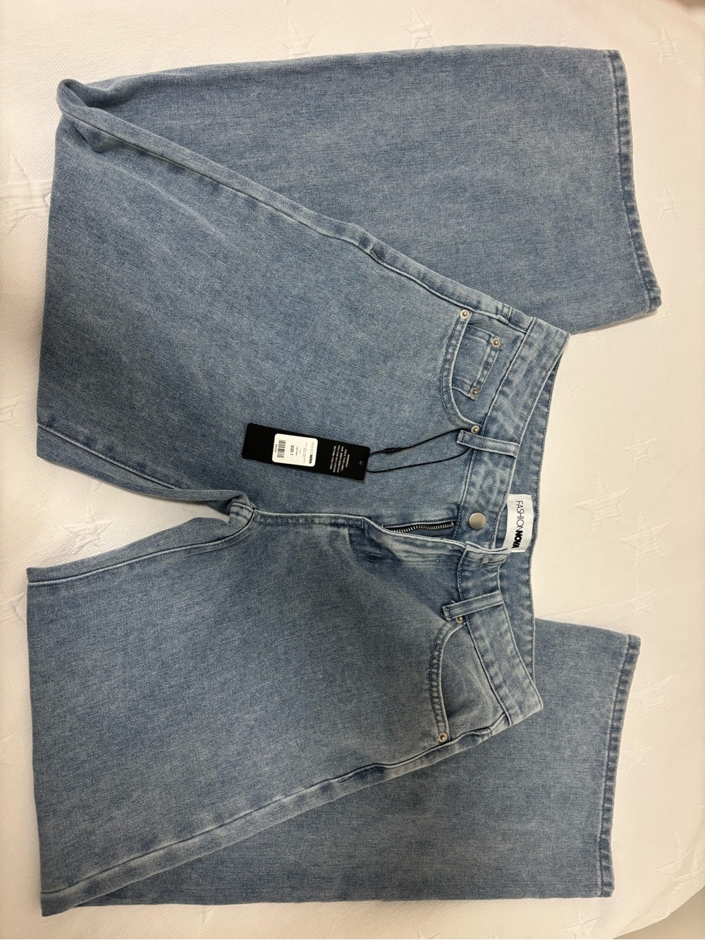 Fashion Nova Light Wash Boyfriend Jeans